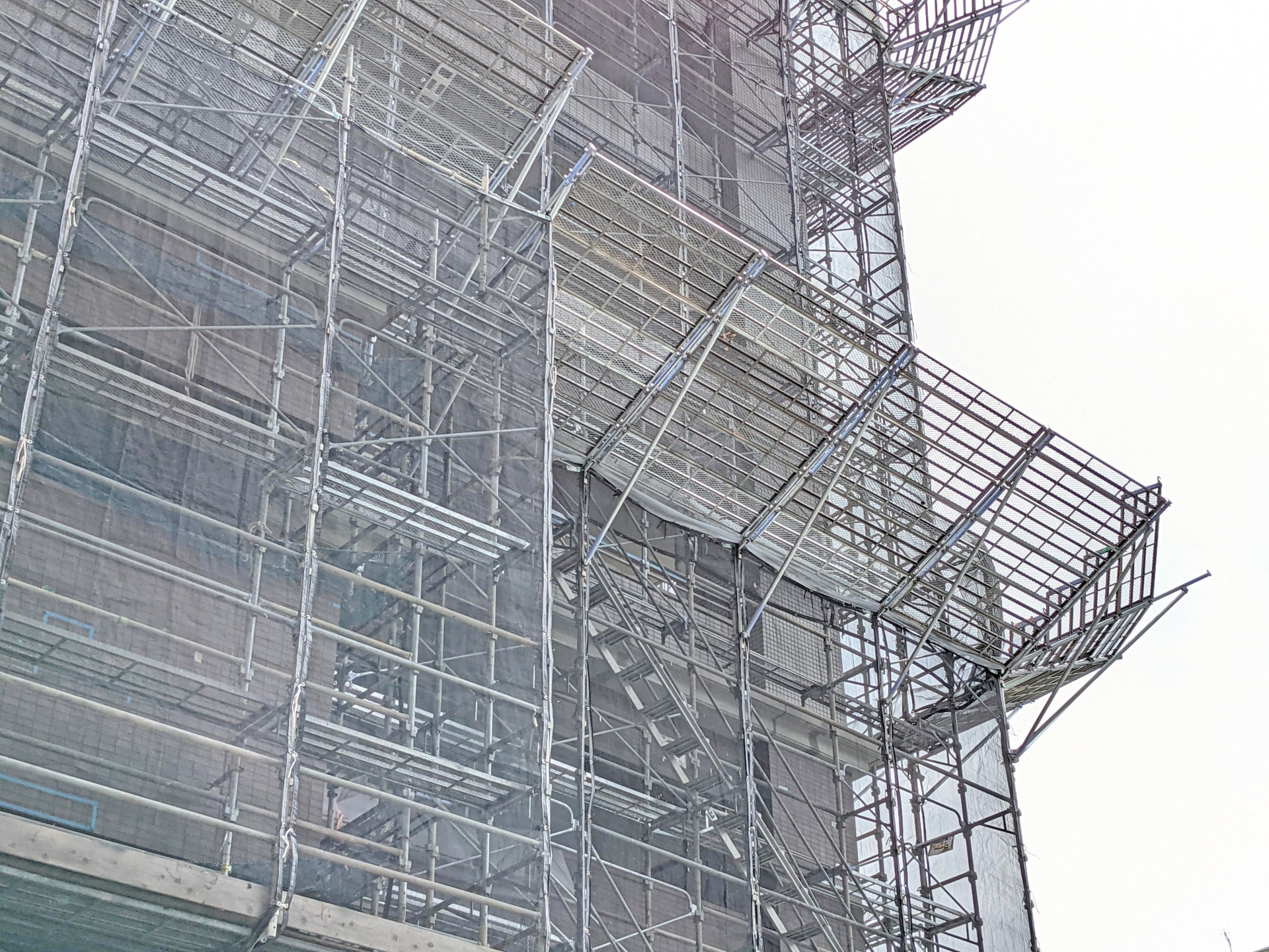 くさび緊結式足場